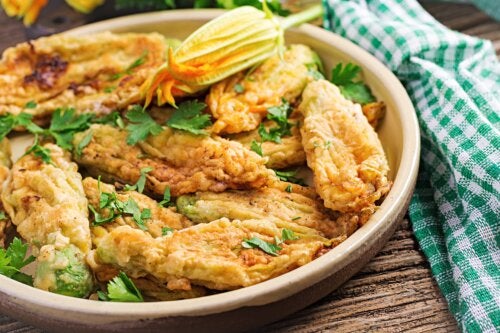 Fleurs de courgettes : propriétés et comment les préparer