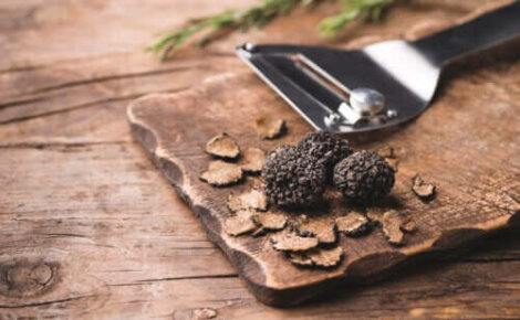 truffe-noire-470x290.jpeg?auto=webpu0026quality=45u0026width=750u0026crop=16:9
