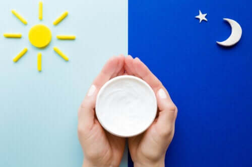 Crèmes de jour et crèmes de nuit : quelles sont leurs différences ?