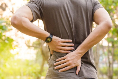 7 étirements qui vous aideront si vous avez mal au dos