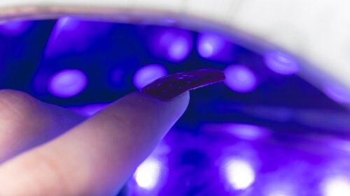 Sèche-ongles : types, avantages et inconvénients