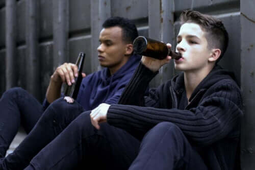 Alcoolisme chez les adolescents : tout ce que vous devez savoir