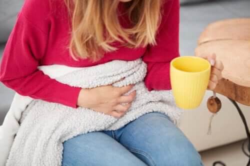 6 infusions astringentes pour calmer la diarrhée
