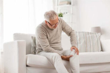 Pseudogoutte : symptômes, causes, diagnostic et traitement