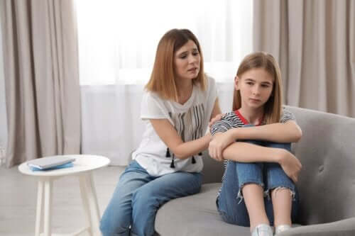 Mon enfant refuse mon affection : pour quelle raison ?