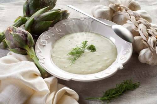 Les 2 meilleures recettes de crème d'artichaut