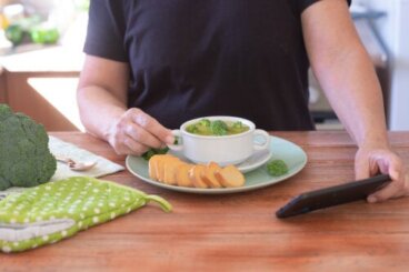 Régime soupe : pourquoi n'est-ce pas une bonne option pour perdre du poids ?