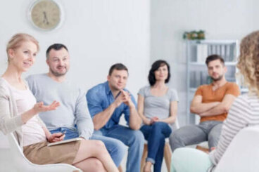 Qu'est-ce qu'une école pour parents et qu'y apprend-on ?