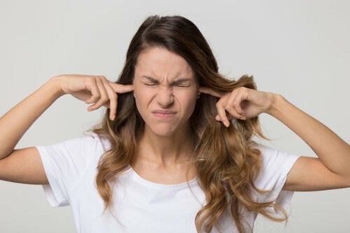 9 choses que vous ne devriez jamais faire à vos oreilles