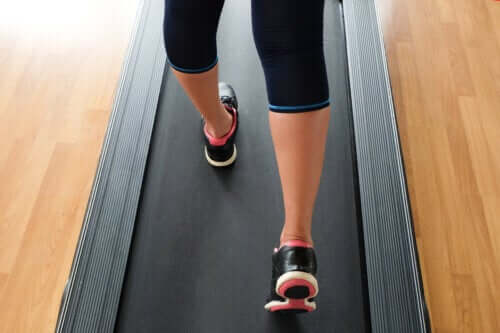 6 différences entre les tapis de course incurvés et plats