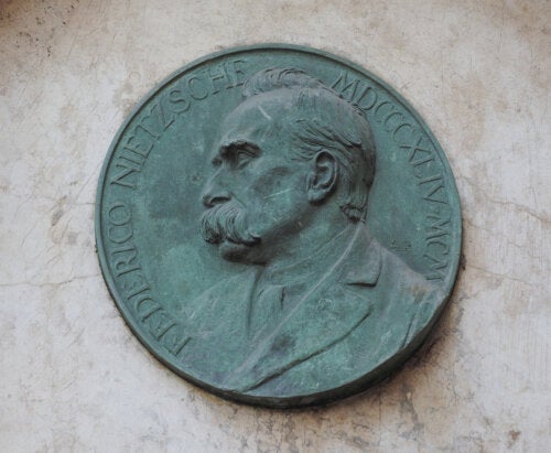 Friedrich Nietzsche : histoire et contributions à la philosophie