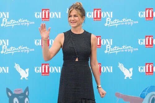 C'est la routine 15-15-15 qui maintient Jennifer Aniston en forme à 53 ans