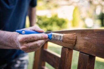 Imitation du grain de bois : comment appliquer cette technique de peinture ?