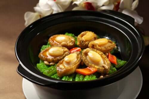 L'ormeau, le mollusque le plus cher du monde