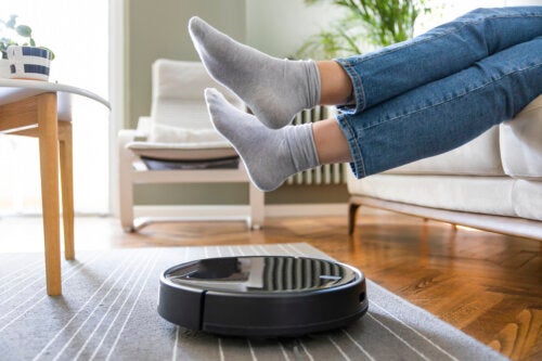 Aspirateur robot : avantages et inconvénients que vous aimerez connaître