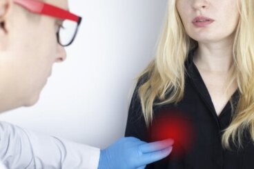 Galactocèle ou kyste du lait : symptômes, diagnostic et traitement