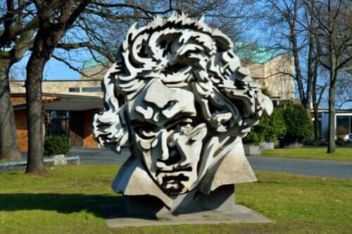 Beethoven était sourd : comment composait-il ses chansons ?
