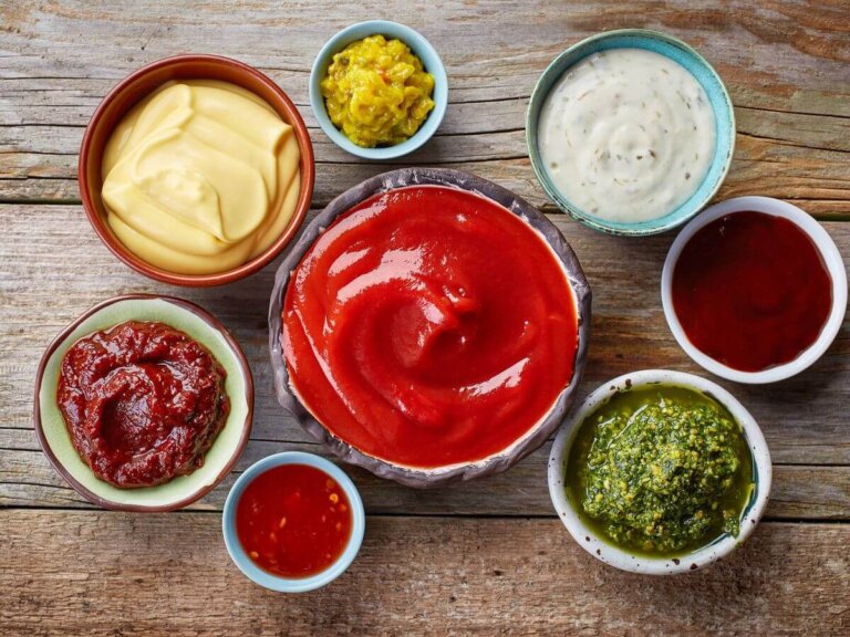 Comment préparer les sauces mères de la cuisine française?