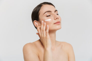 L'art du soin du visage : quelques conseils pour une peau saine