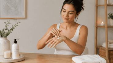 Massages des mains à l'huile ou à la crème : un soin rapide pour celles et ceux qui passent leur journée à tout toucher