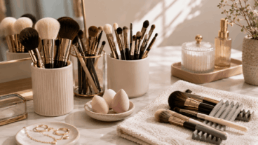 Pinceaux et éponges sales : 5 erreurs qui gâchent le rendu du maquillage