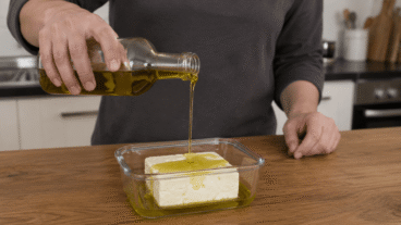 Comment conserver de la feta une fois ouverte : des astuces simples pour l'utiliser pendant plusieurs jours sans la gaspiller