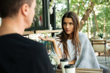 Ça t'énerve qu'on te donne un bon conseil ? Comment répondre sans créer de conflit
