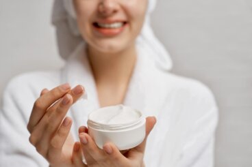 Quelles sont les qualités d'une bonne crème hydratante ? 3 types d'ingrédients à privilégier