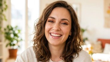 4 alternatives à l'eyeliner noir pour un regard défini et léger en été