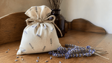 Comment fabriquer un sachet de lavande qui parfume votre oreiller et rend vos nuits plus douces