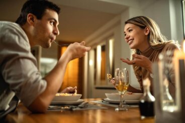 « Qu'est-ce qu'on mange ce soir ? » : la règle du 5-2-1 pour se mettre d'accord à deux sans se disputer