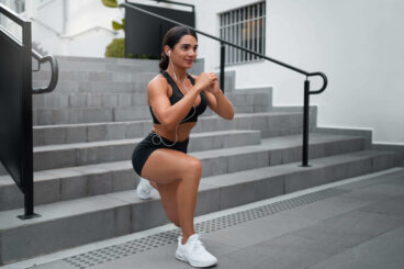 Série d'exercices simples à faire dans les escaliers pour s'entraîner sans aller à la salle de sport