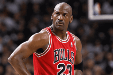 Michael Jordan : « Le talent permet de gagner des matchs, mais c’est le travail d’équipe et l’intelligence qui permettent de remporter des titres. »