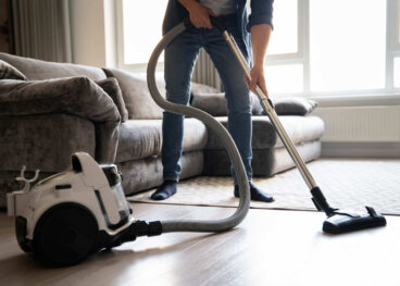 Filtre, réservoir, brosse ou tuyau : ce qu’il faut vérifier lorsque votre aspirateur perd de la puissance